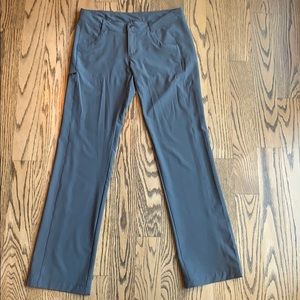 Patagonia Women’s Pants Gray Size 2